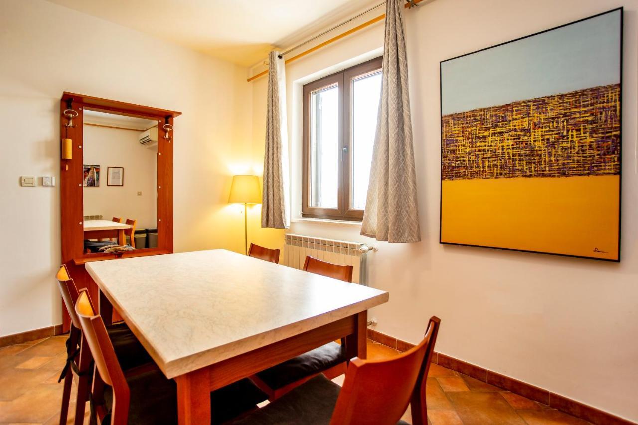 Apartments Maller Ровинь Экстерьер фото