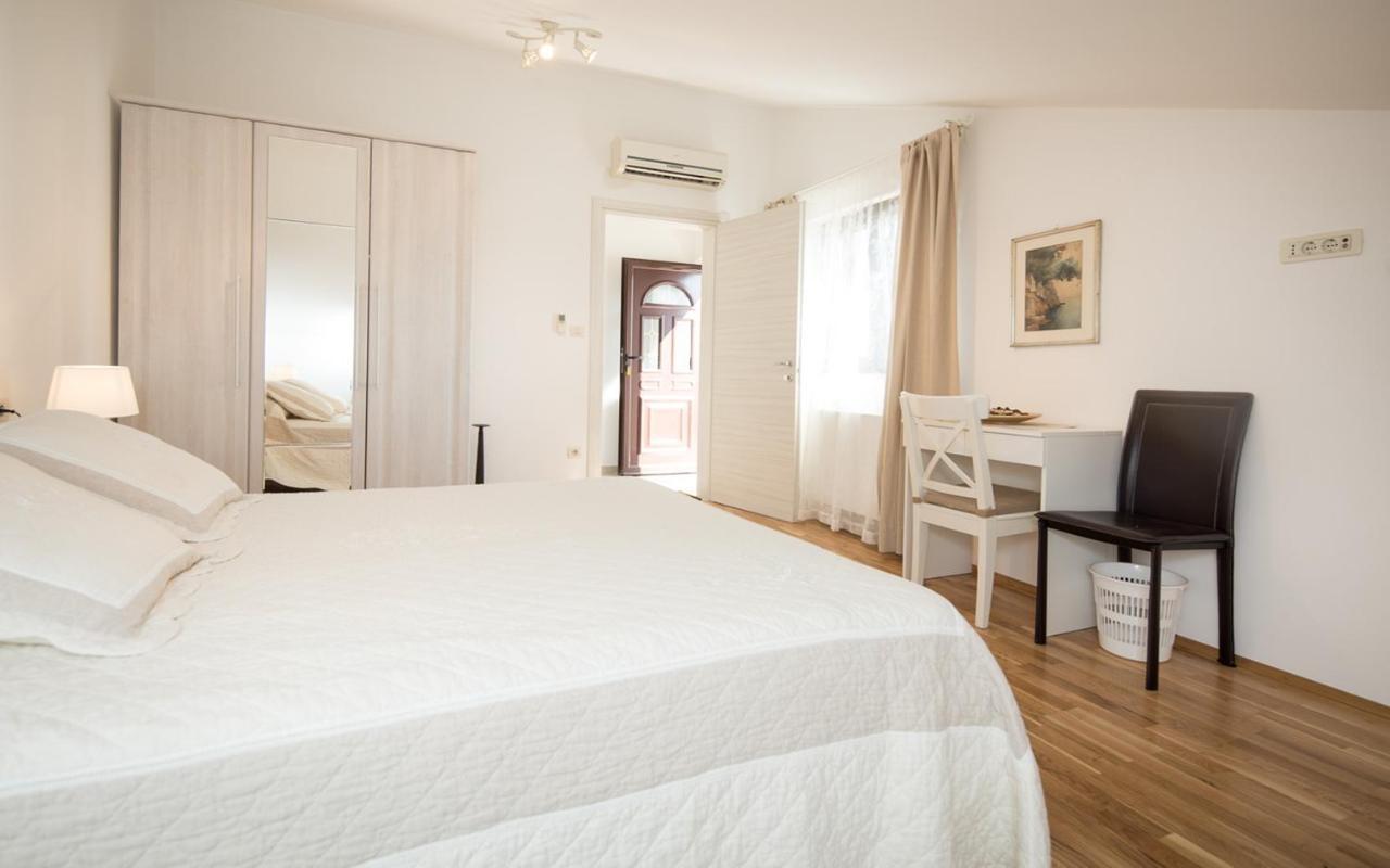 Apartments Maller Ровинь Экстерьер фото