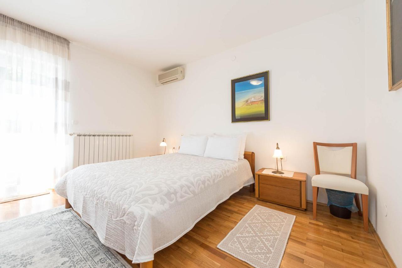 Apartments Maller Ровинь Экстерьер фото